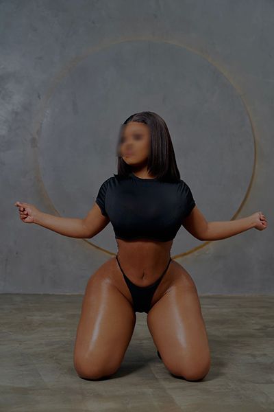 Caroline ebony escort Cape Town